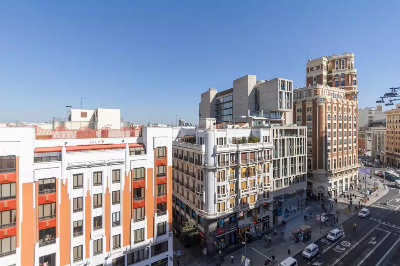 Central Gran Via Мадрид Екстериор снимка
